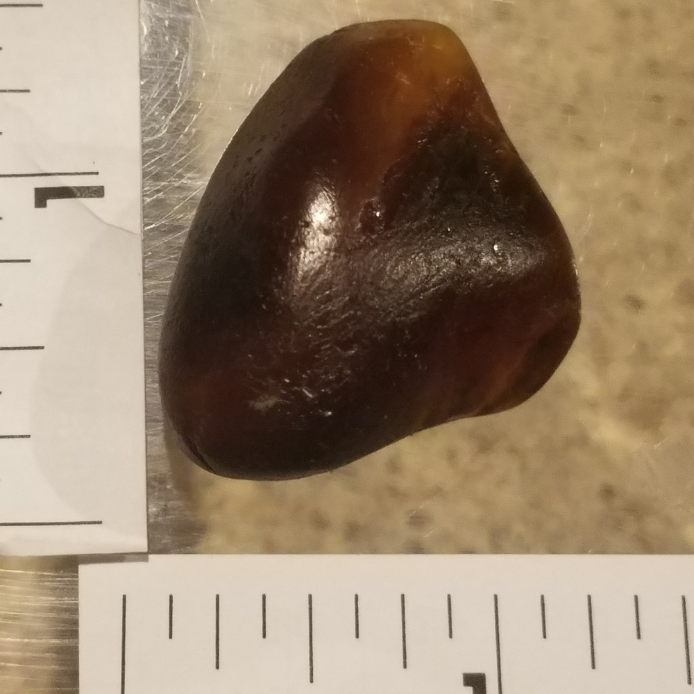 ANTIQUE BALTIC AMBER 6.2 GRAMS